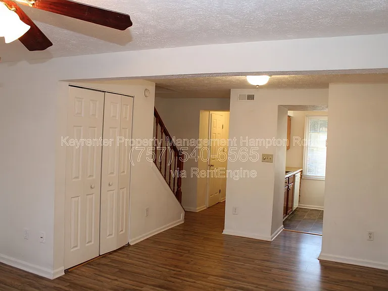 44 Lucinda Ct — Photo 8