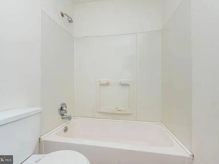 13 Bohn Ct — Photo 12