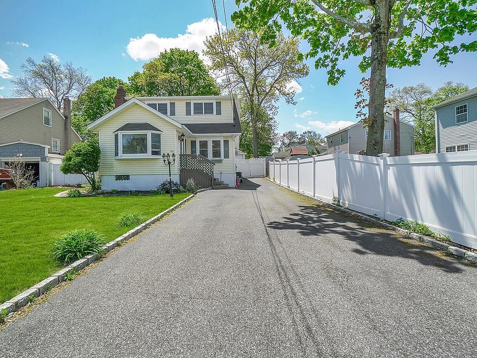1st image of 54 Rosevale Ave