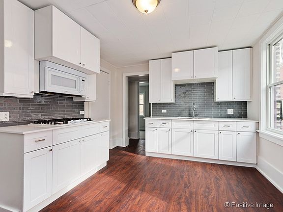 2nd image of 1653 N Damen Ave #2