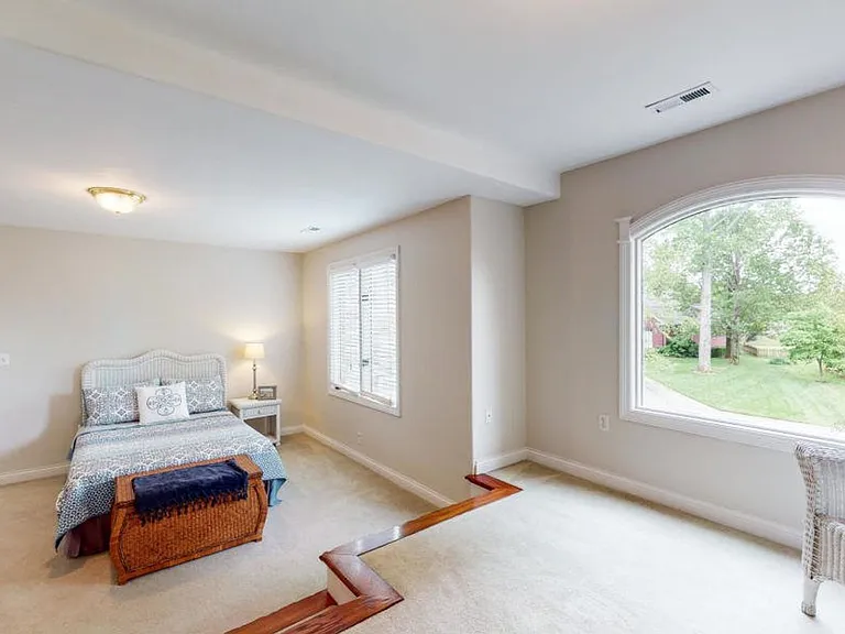 7703 Wolfpen Ridge Dr — Photo 19
