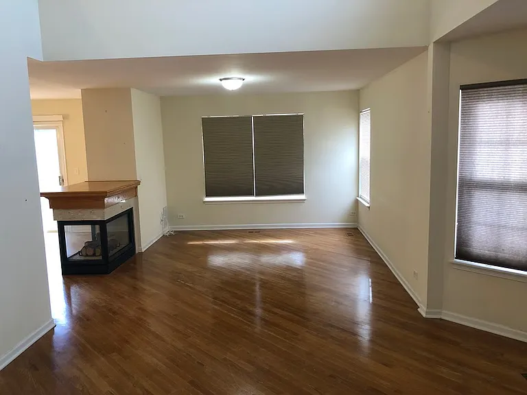 611 Arrowwood Ct — Photo 5