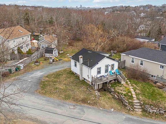 2nd image of 1 Trelyn Rd