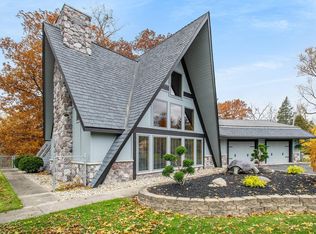 503 N Division St, Bristol, IN 46507