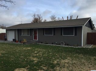 415 S Edison Pl, Kennewick, WA 99336