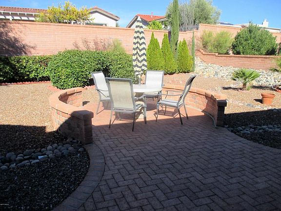 5th image of 1077 E Balmoral Pl