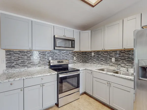 81 Pinon Heights Rd, Sandia Park, NM 87047