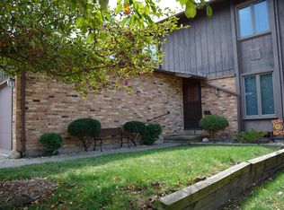 4 Cedar Dr, Macomb, IL 61455