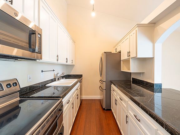 2nd image of 826 Camino Real Unit 201