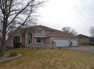 4853 Four Seasons Dr, Eagan, MN 55122