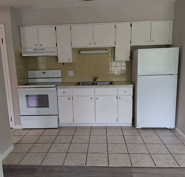 3260 Ruby Ave NW #15 — Photo 6