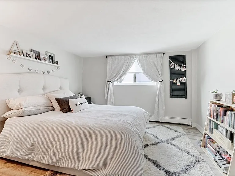 16 Bryon Rd #2 — Photo 3
