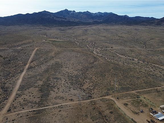 2nd image of E Siesta Rd