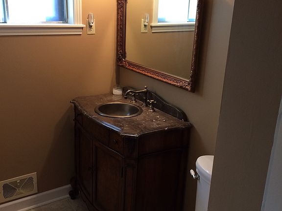 5th image of 6533 Swarthmore Dr