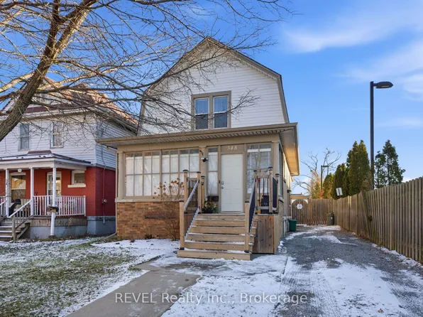 348 Hellems Ave, Welland, ON L3B 3C1