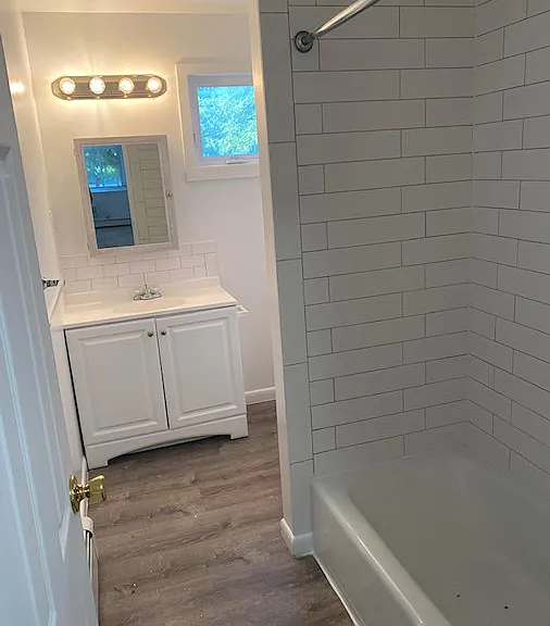 Carriage House — Photo 8