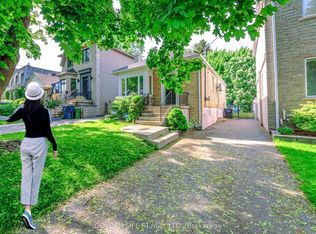 210 Donlea Dr, Toronto, ON M4G 2M9