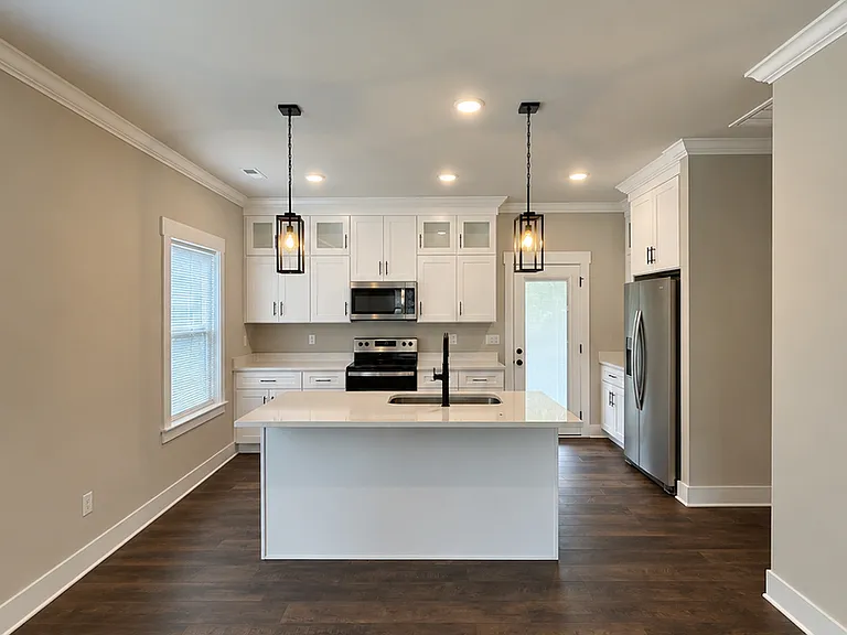 555 Willow Grove Ct — Photo 3