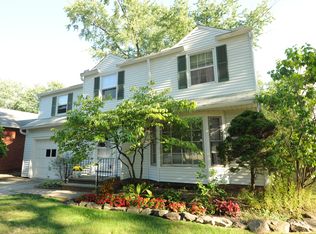 4492 College Rd, South Euclid, OH 44121