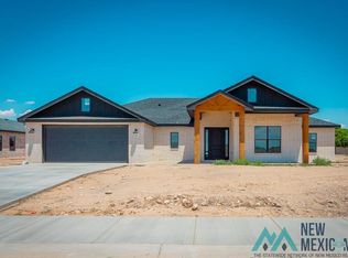 1007 N Eisenhower Rd, Roswell, NM 88201