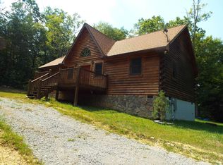 235 Hemlock Bluff Way, Deer Lodge, TN 37726