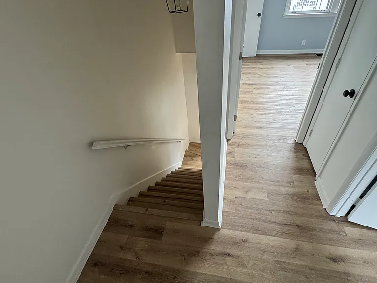 Stairwell and Upstairs Foyer