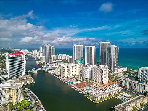 1817 S Ocean Dr Photo 1