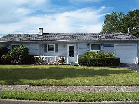 1st image of 26 S Kennedy Dr