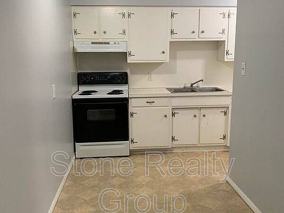 5th image of 304 Shelby St #9