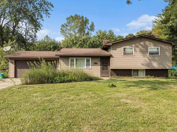 6219 Sugarloaf Dr, Grand Blanc, MI 48439