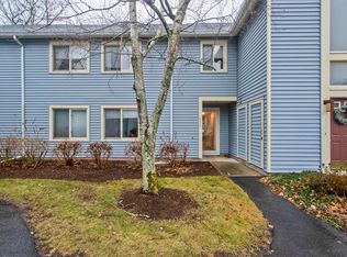 511 Nassau Dr UNIT 511, Springfield, MA 01129