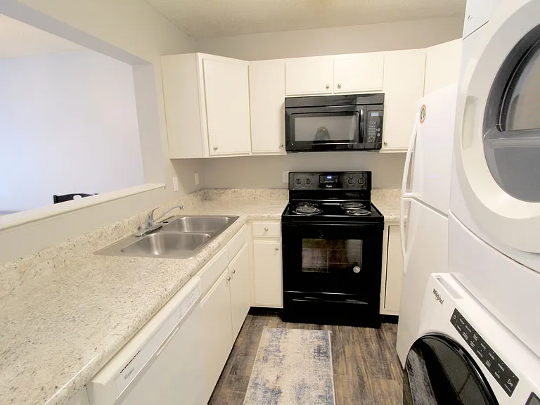1380K Hunters Rd — Photo 1