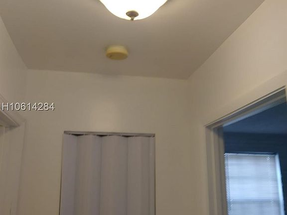 3rd image of 1269 SW 46th Ave APT 2405