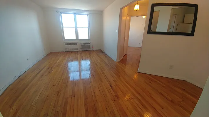 Rented by Metro Garden Realty NYC | media 25