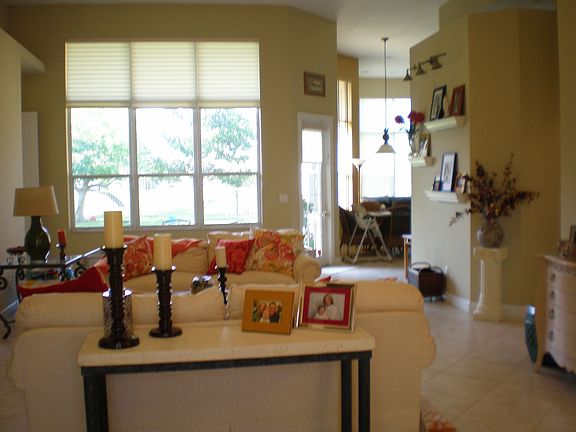 4th image of 8365 S Lake Forest Dr
