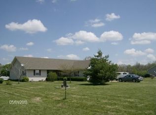 10591 Farm Ln, Carthage, MO 64836