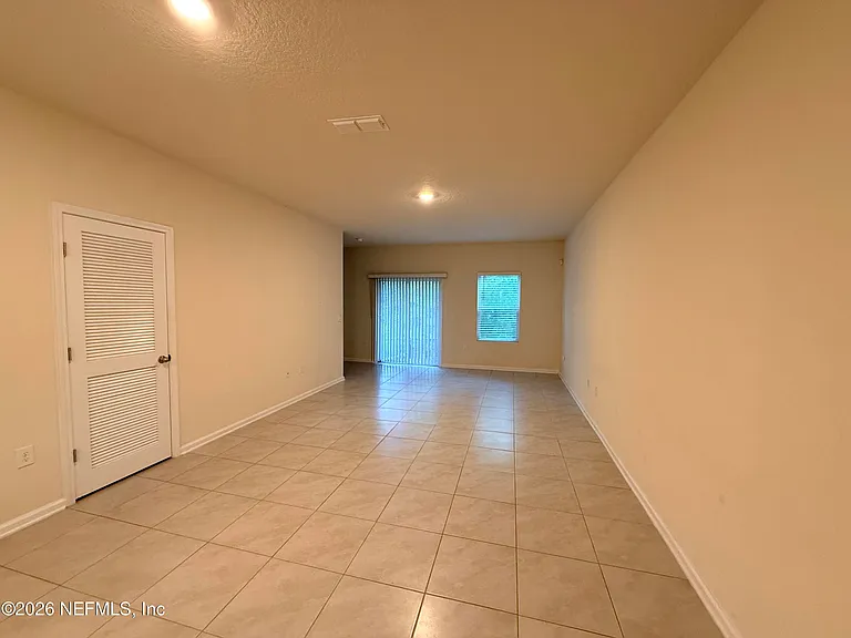 246 Aralia Ln — Photo 5