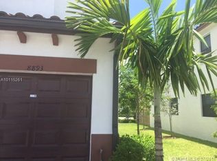 8893 NW 102nd Ct, Doral, FL 33178