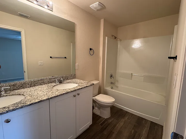 1271 S McDuff St — Photo 17