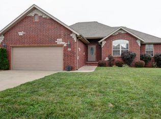 645 N Althea Ave, Nixa, MO 65714