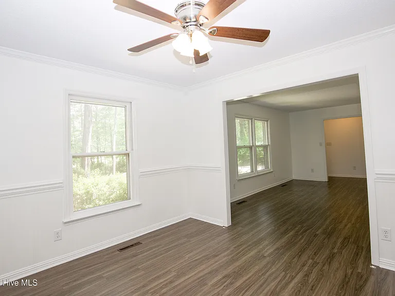 901 Glendale Dr — Photo 20