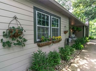 32 Freeman Ridge Rd, Nashville, IN 47448