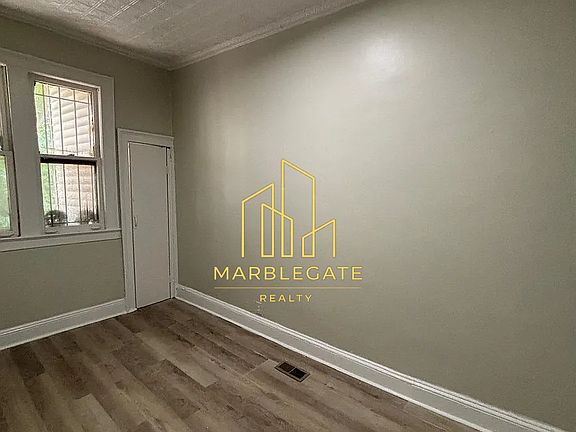 4th image of 262 Chadwick Ave #11