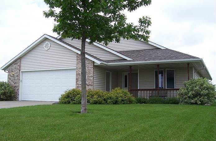 1st image of 1012 Prairie Oak Dr