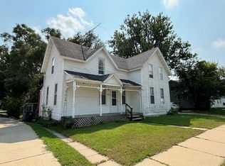 1027 W Main St, Princeton, WI 54968