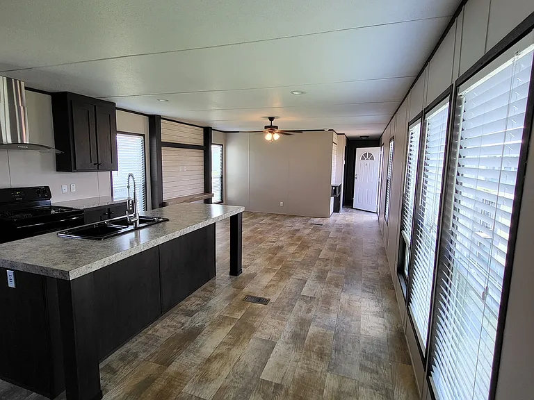 Woodlake Estates (TX) — Photo 38