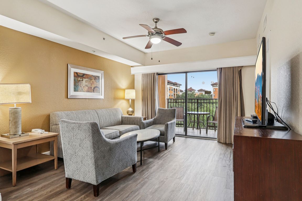 12527 Floridays Resort Dr E410-S2407-006.jpg
