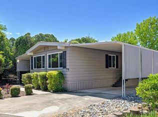 221 Bluebird Ln, Folsom, CA 95630