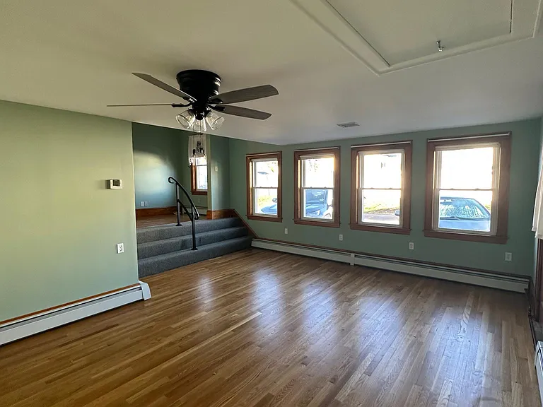 146 Harrington Ave — Photo 18