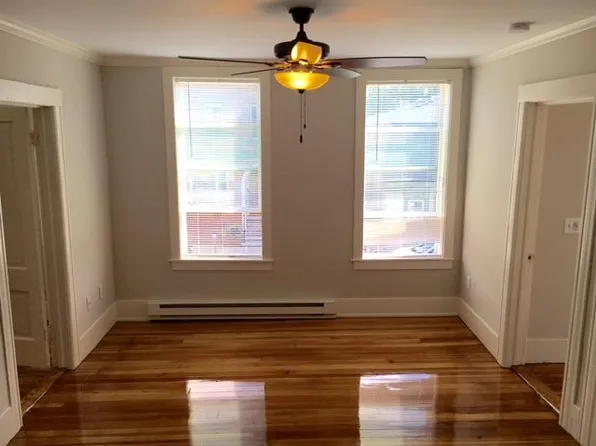 263 Pleasant St APT 1, Northampton, MA 01060